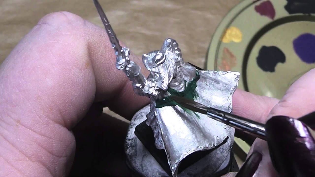 How to work with liquid Green Stuff