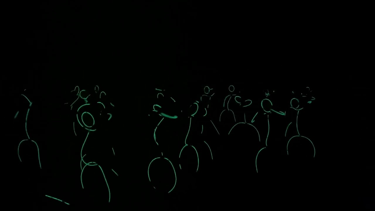 Haunted Hayride-2022-Glowsticks