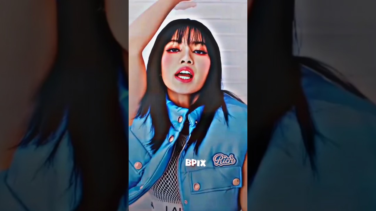 Lalalisa iconic dance 🍑💃#iconicmoment #iconicdance #lisadance #shortsviraltips