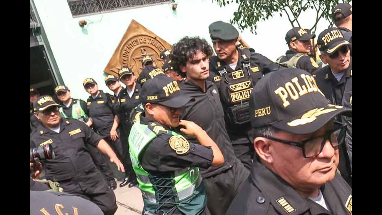 EN VIVO: Adrián Villar es trasladado a Corte superior de justicia de Lima