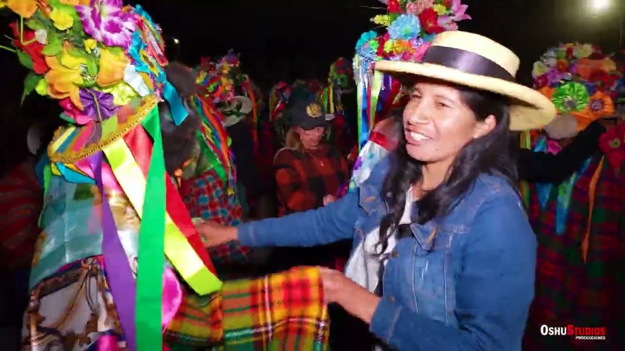 Los Negritos de Cajamarquilla bailando con la Orq. San Cristóbal de Cajatambo