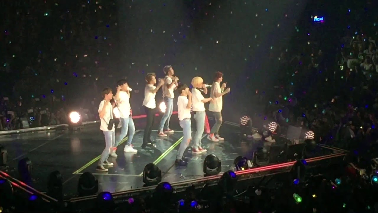 BTS - Anpanman LIVE