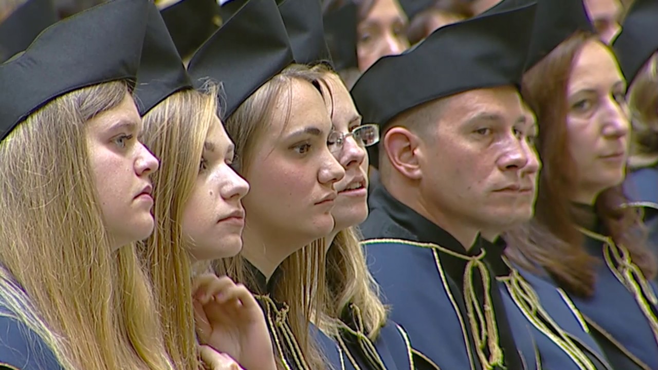 DE Gyermeknevelési és Felnőttképzési Karának diplomaosztó ünnepsége 2017. június 23-án