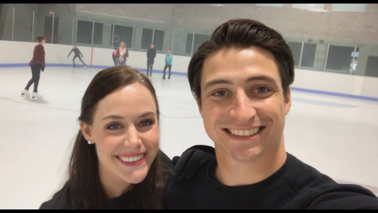 Tessa & Scott Spread Some Cheer #BeTheCheer