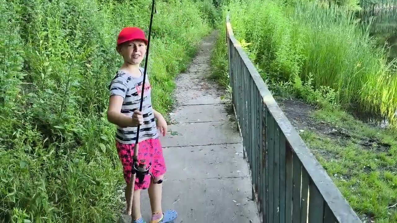 Рыбачим в жару 35 градусов на поплавок