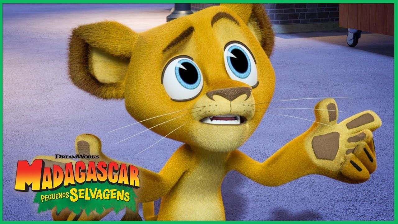 A Emboscada da Ambulância 🚑 | DreamWorks Madagascar em Português