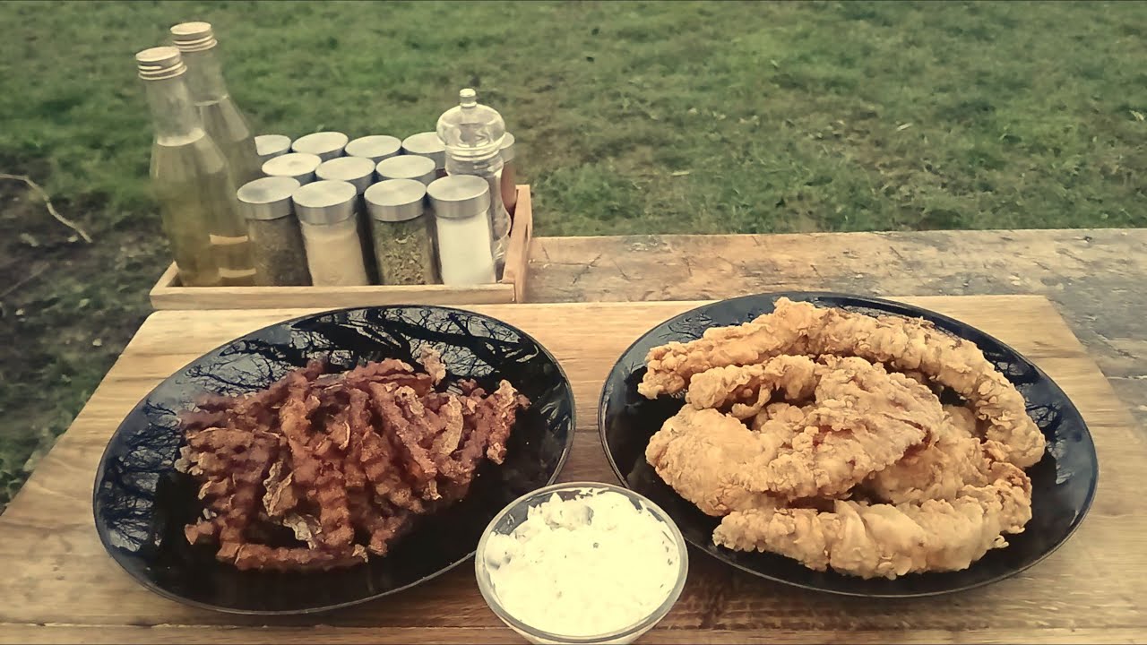 Fried Pork Thighs And Crinkle Fries