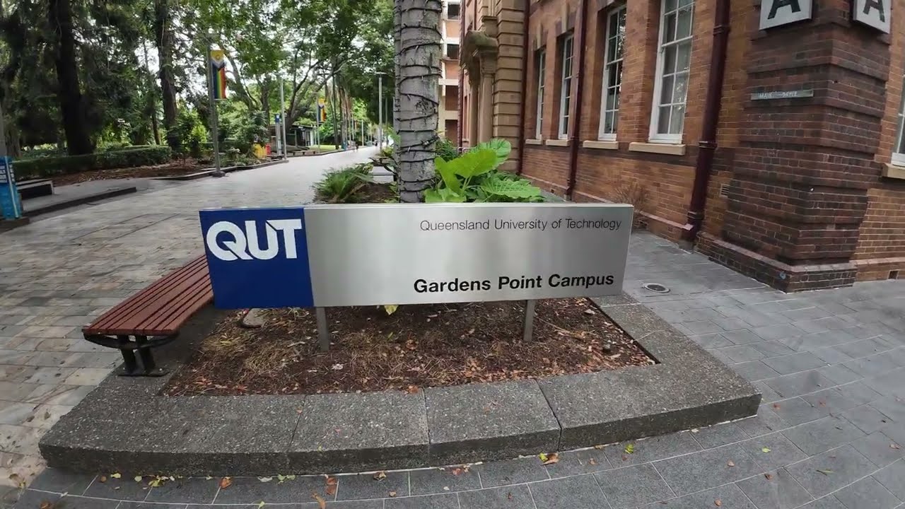 Explore Queensland University of Technology Gardens Point campus