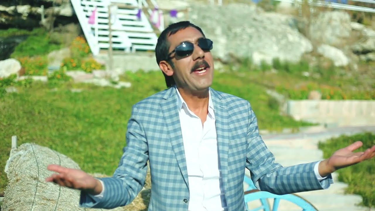 Ankaralı Turgut  /  Esmer Bom  ( Official Video 2022 )