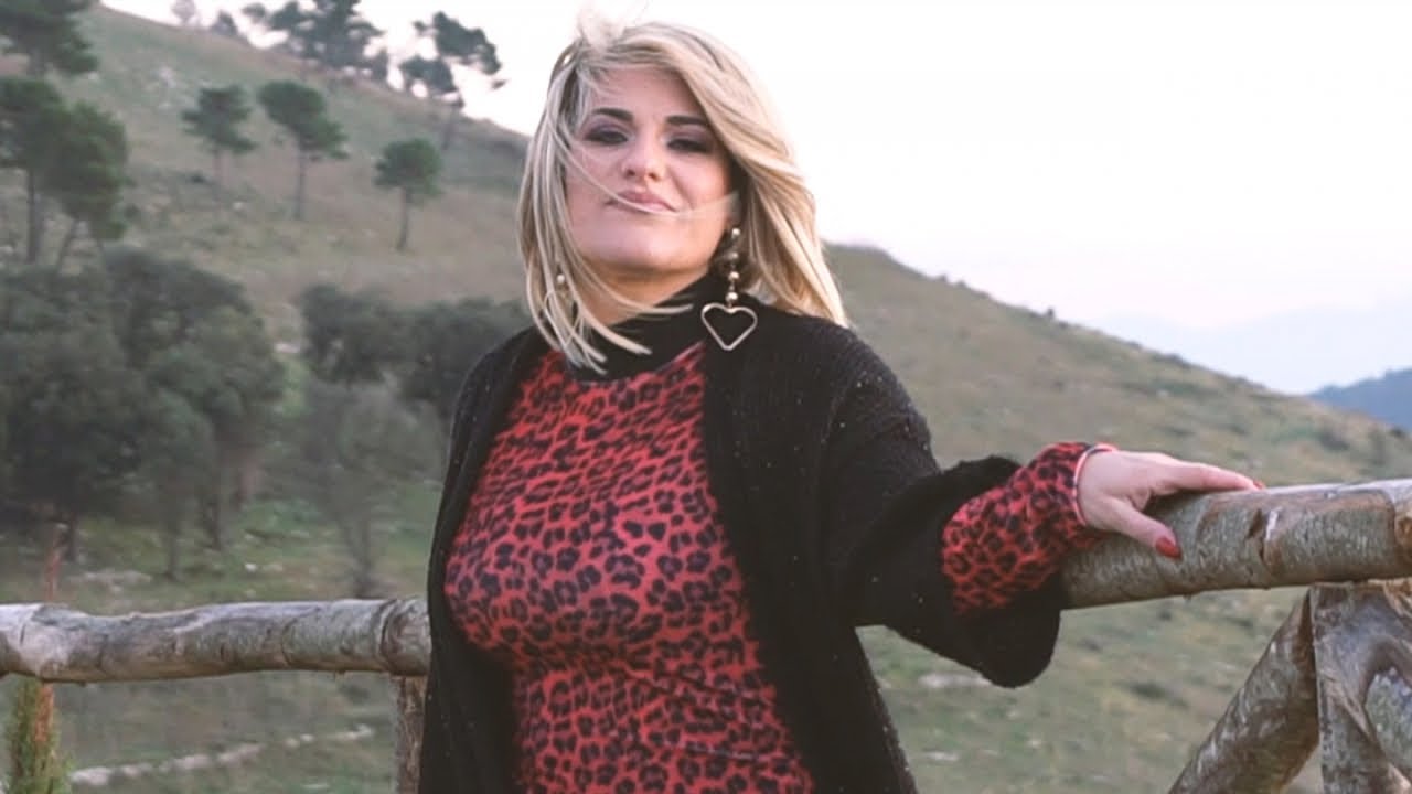 Romina Riccio - Ce vò curaggio Ufficiale 2018)