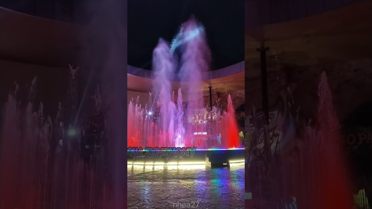 Aqua symphony fantastic show - jatim park 3 - batu 