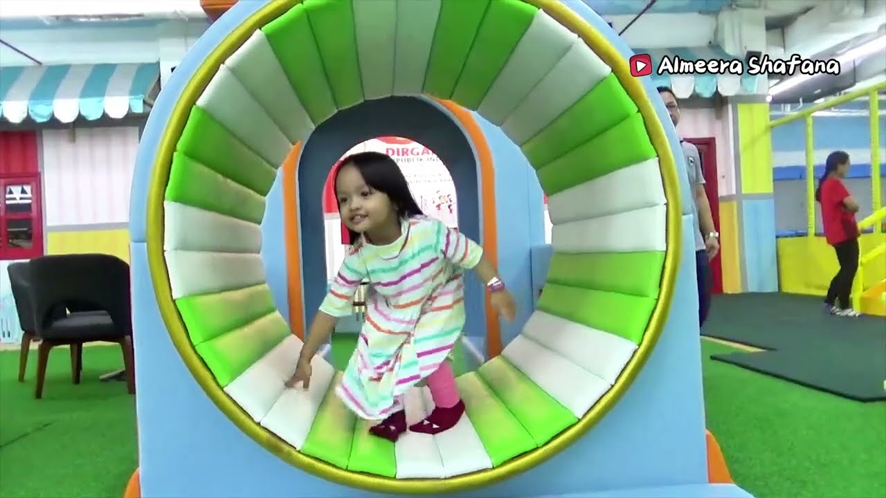 Ayo Bermain ! Almeera Bermain Di Playground PIM #almeera #playground