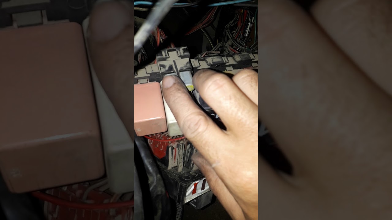 Vidros elétricos não sobem, santana quantum 98