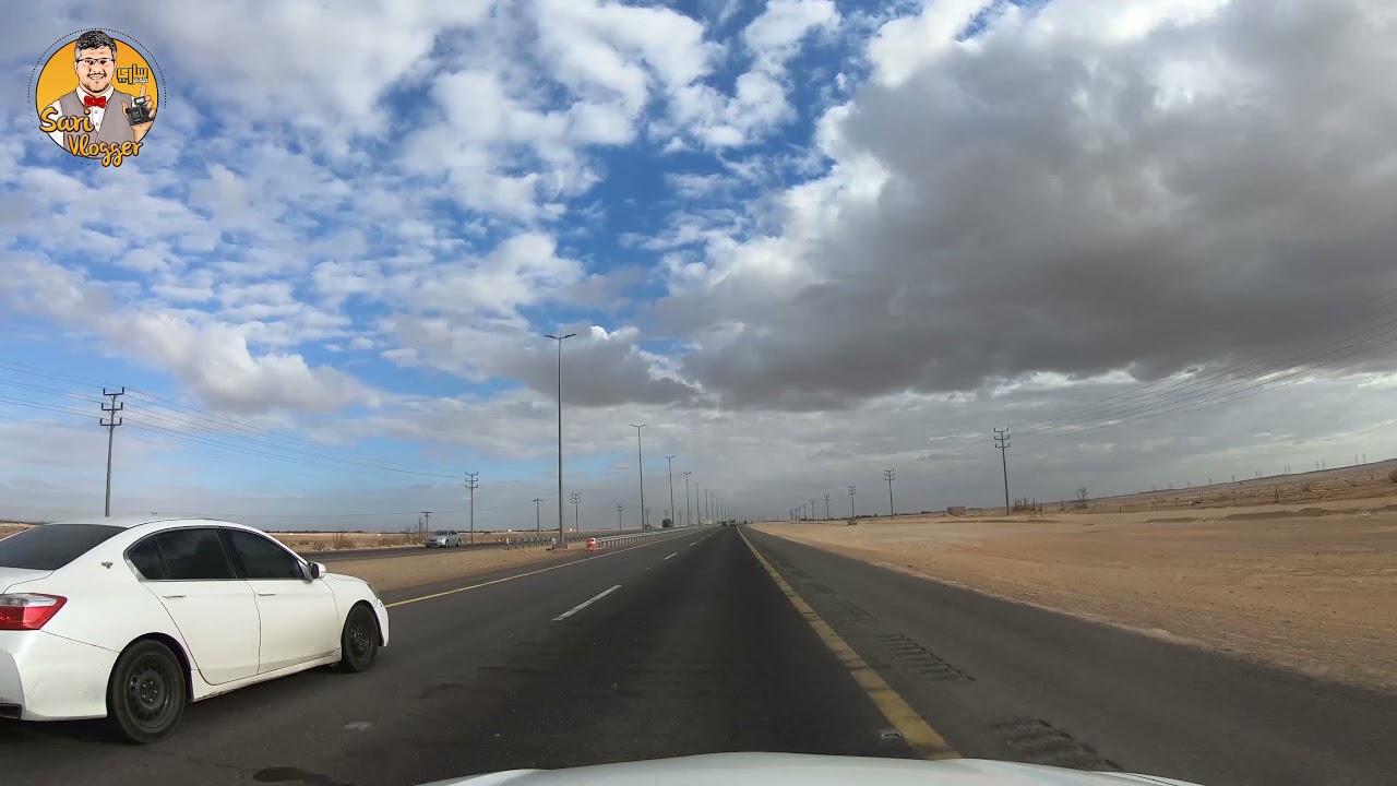 الطريق من القريات الى مزارع قرية باير