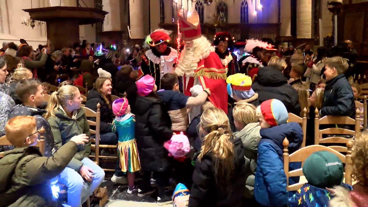 Waterland zwaait Sinterklaas en zijn Pieten voor de 25e keer uit