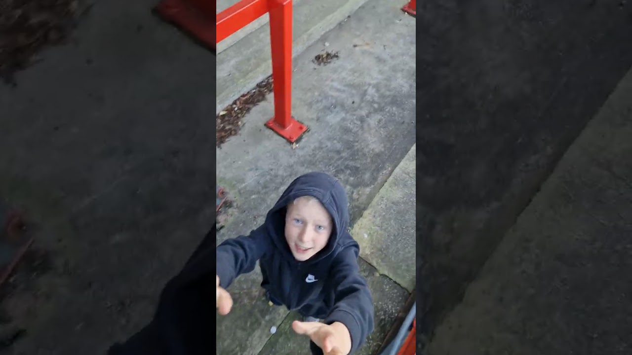 Tour of stretford paddock, Hyde utd stadium 
