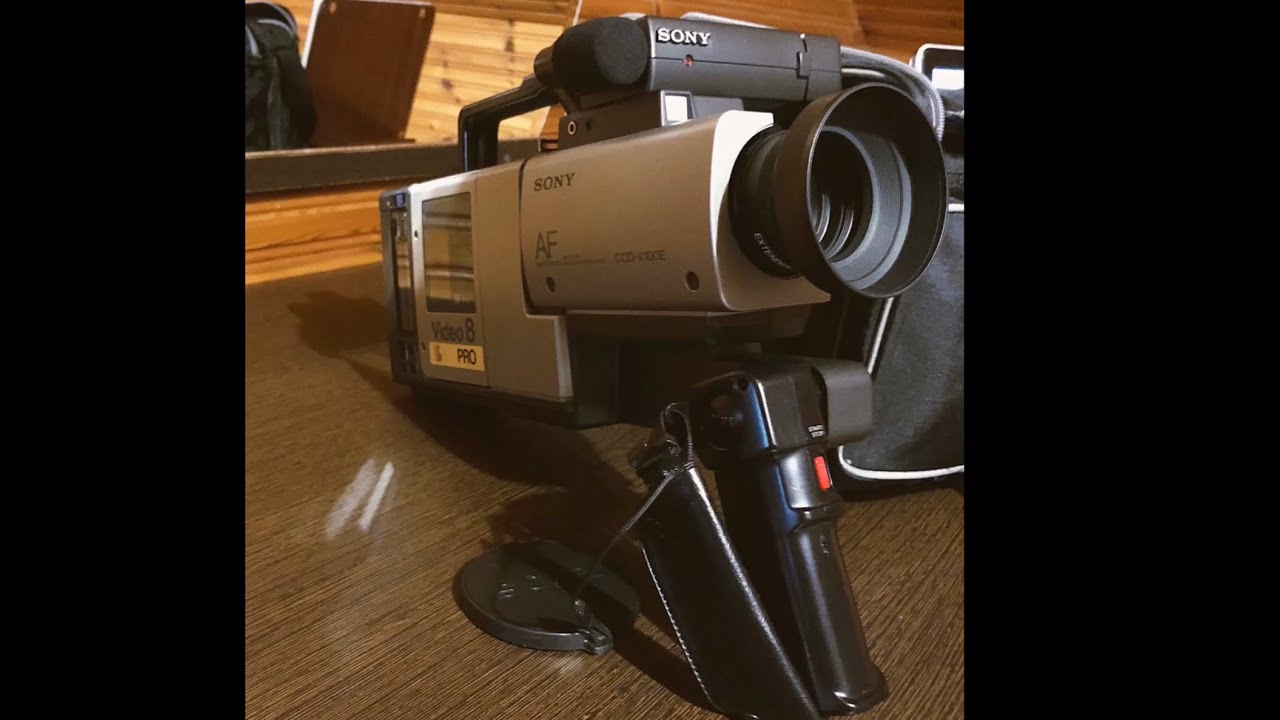 Sony CCD - V100e 1986 (Review)