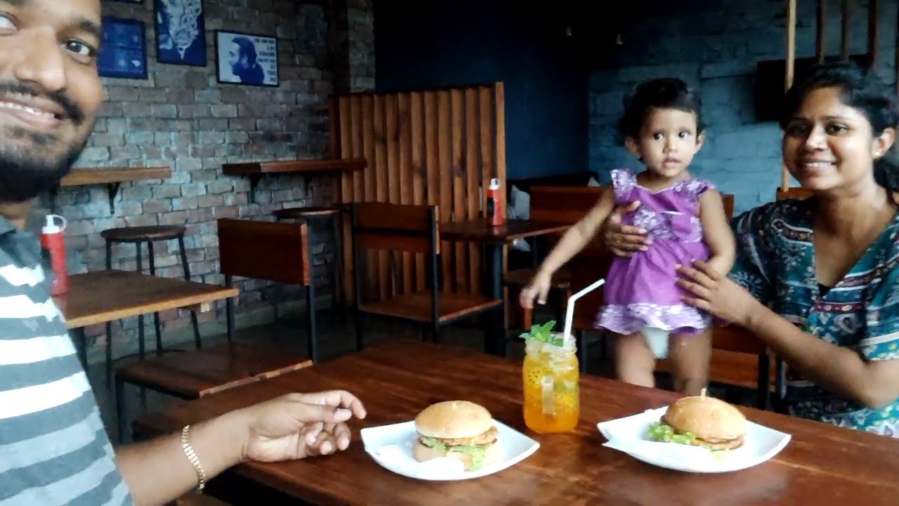 DAY 009 : ගම්පහ හොදම Burger එක? Urban Smokehouse, Gampaha ගියා