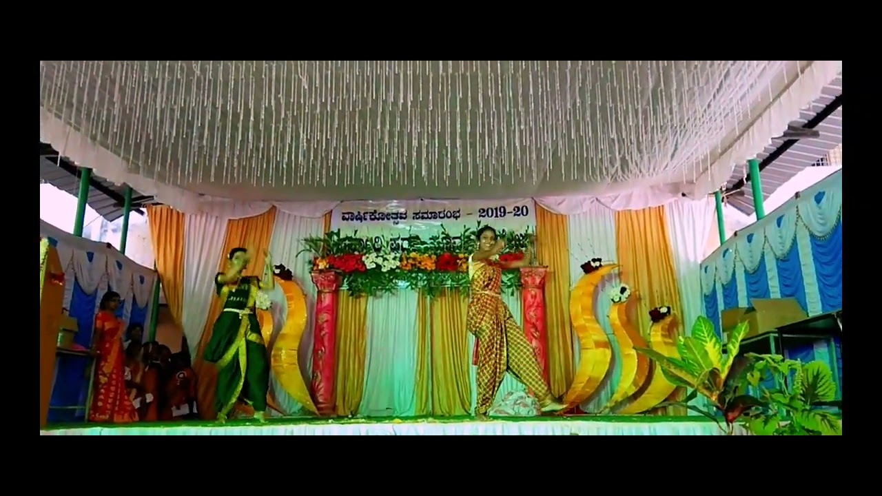 Stunning Lavani Performance | Sonata Sisauli Dance Show#MarathiDance# #Traditional#StagePerformance#