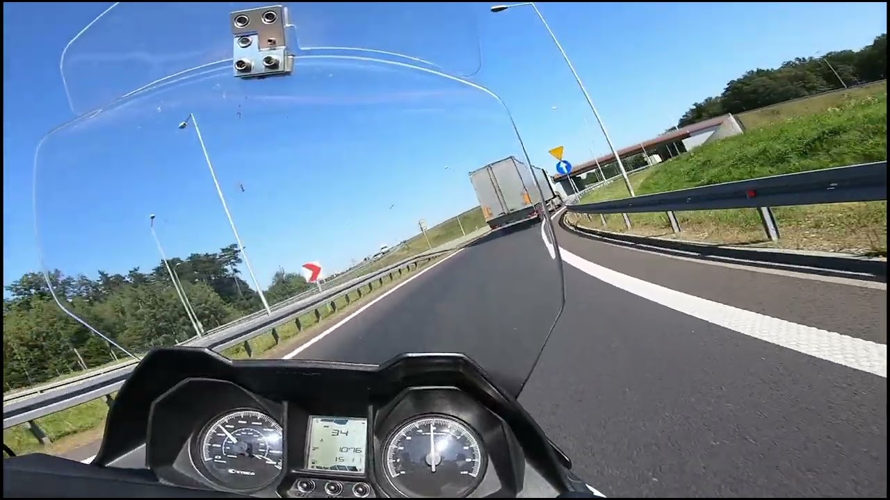 Kymco X-Town 300i Autobahn A4 & A1