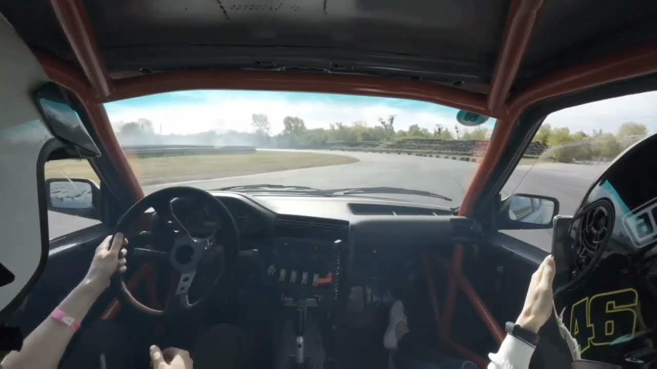 BMW e30 V8 5.0 drift MotoPark Toruń ALE URWAŁ!!!
