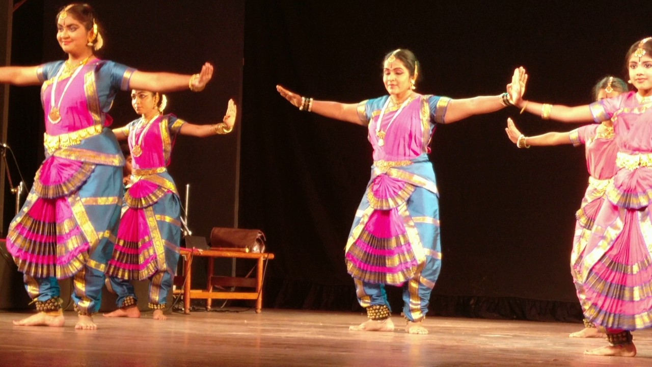 Kereya neeranu JSS auditorium