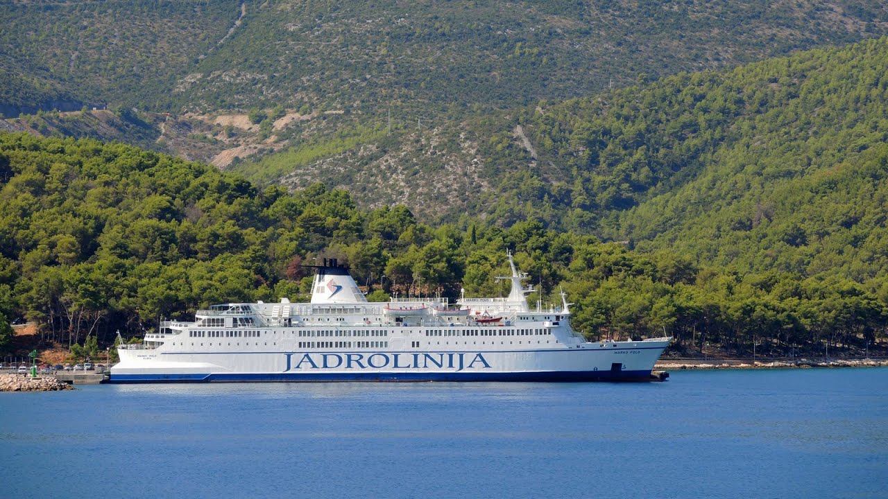 Split To Stari Grad hotel Arkada ferry