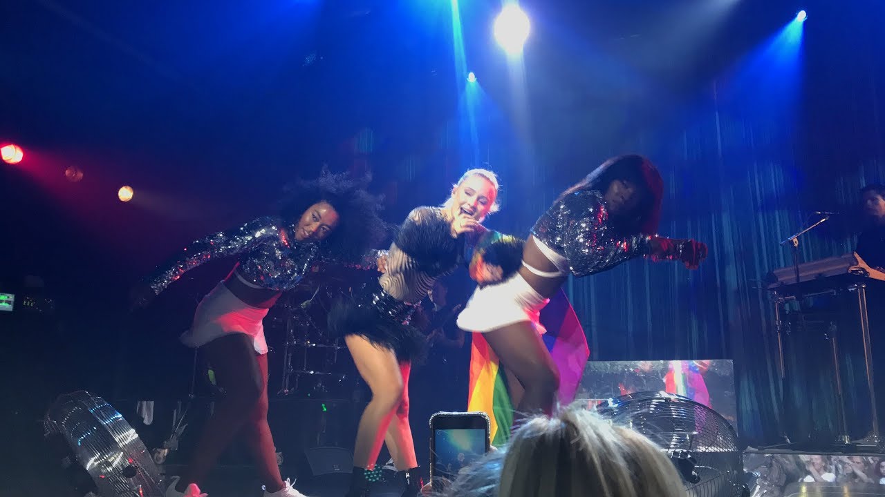 Zara Larsson, Don't Worry Bout Me - Live at Don't Worry Bout Me Tour 26/06/2019