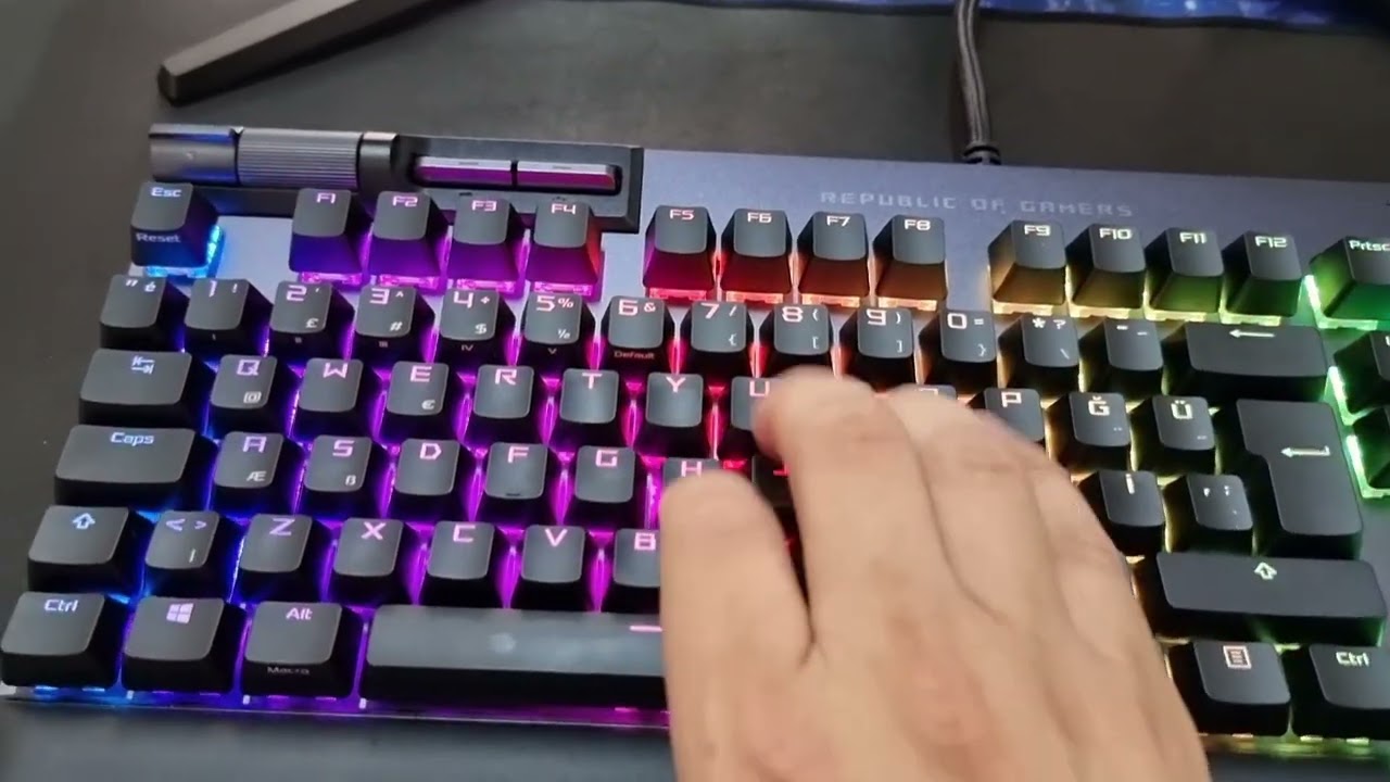 Asus Rog Flare II vs Claymore II