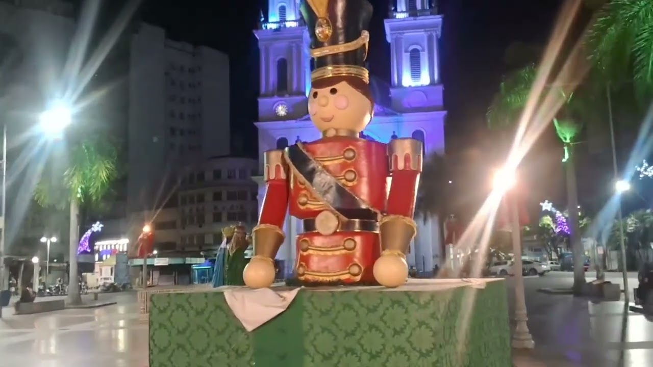 “De Moto pelo Centro da Cidade | História da Praça e da Igreja Principal”#motovlogBrasil 