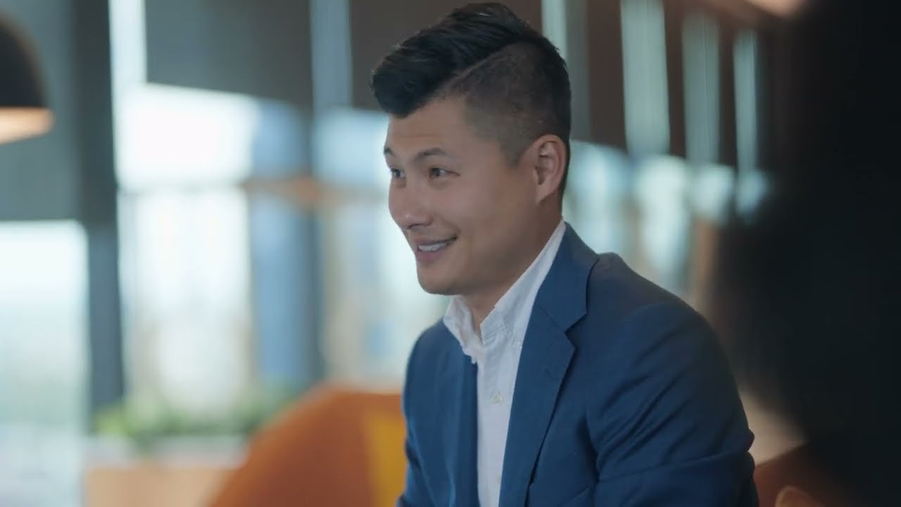 An MBS MBA helped Huhu Chen find his purpose at Deloitte