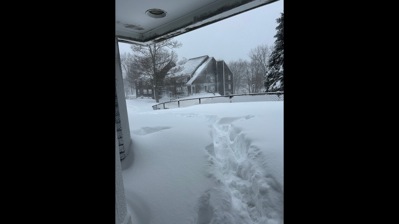 Snowhill - A Campus Buried