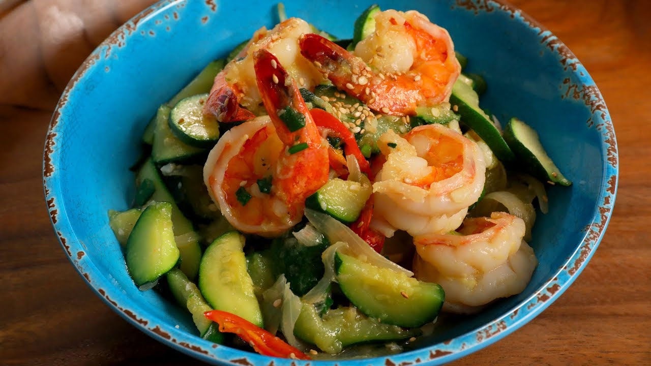 Sautéed Zucchini and Shrimp (Aehobak-saeu-bokkeum: 애호박새우볶음)