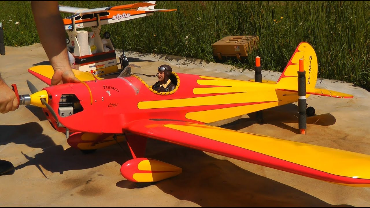 RC SIG Spacewalker (Club Memphis Belle de Mont-Laurier, Quebec, Canada)