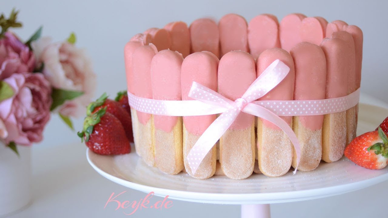No Bake Charlotte Strawberry Stracciatella Cake - Lady finger cake