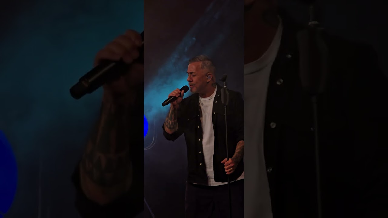 Mike Leon Grosch bei seinem Auftritt beim Schlagerfestival XL in Halle (Westfalen) 21.2.2026 