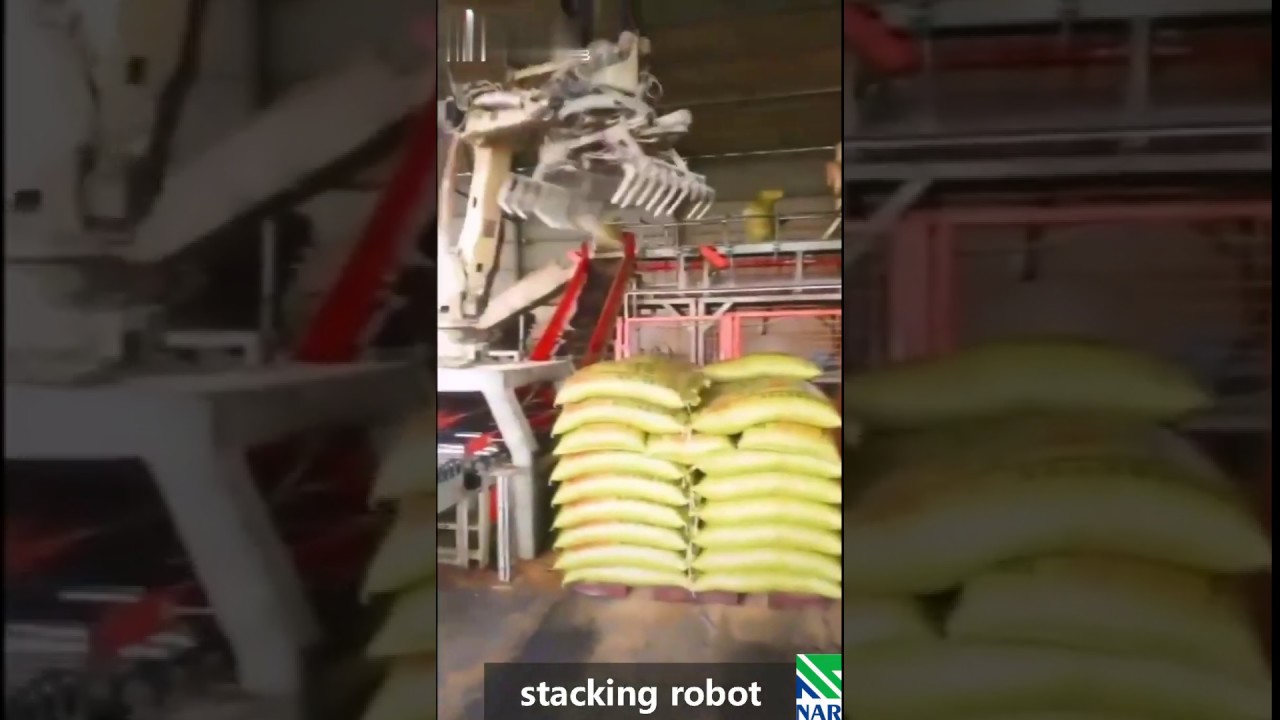Automatic stacking robot equipment, apply to fertilizer factory,make process easy and efficient.