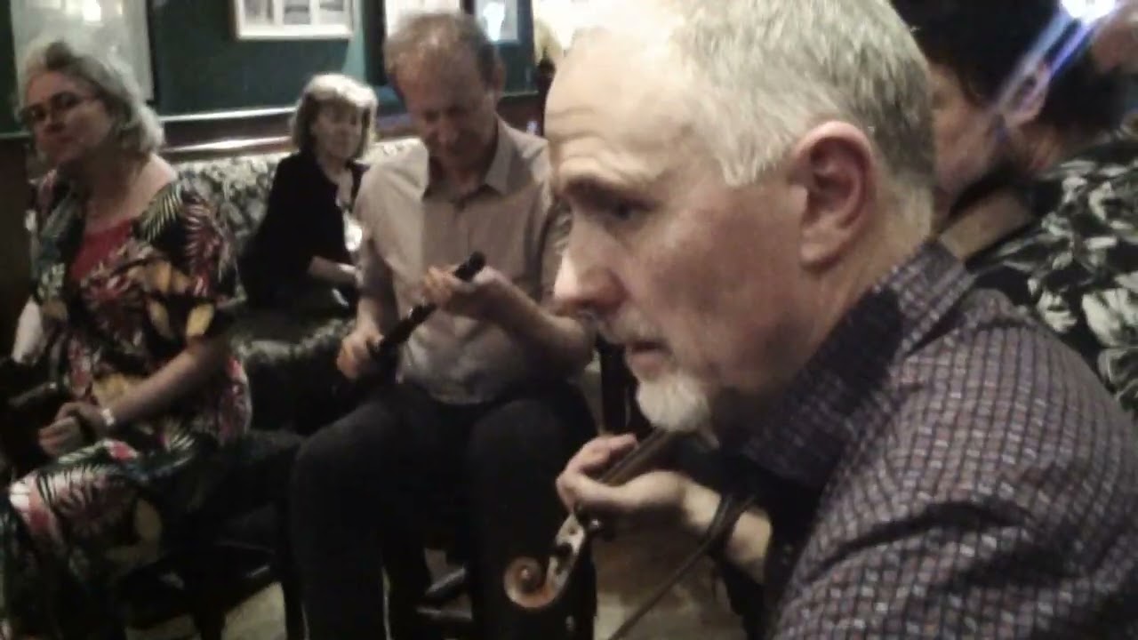1st Friday Session,Home Rule Club ,Kilkenny -Aug.2022.