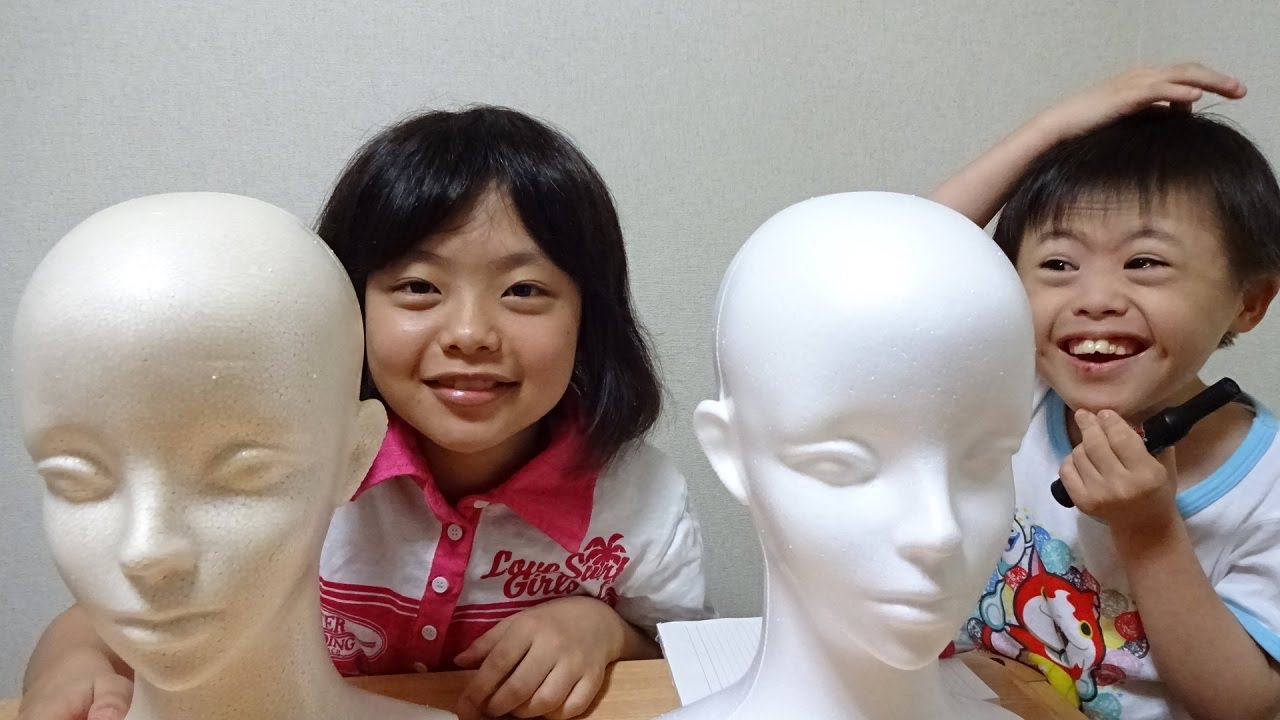 リアル　マネキンにママを描くよ！I draw a picture on the mannequin