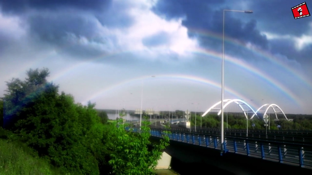 Potr&oacute;jna Tęcza - Triple Rainbow