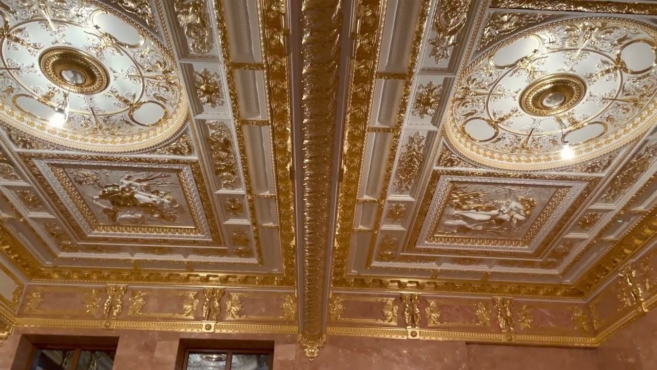 plaster cornices, plaster moldings, gilding of stucco moldings, gilding of plaster cornice