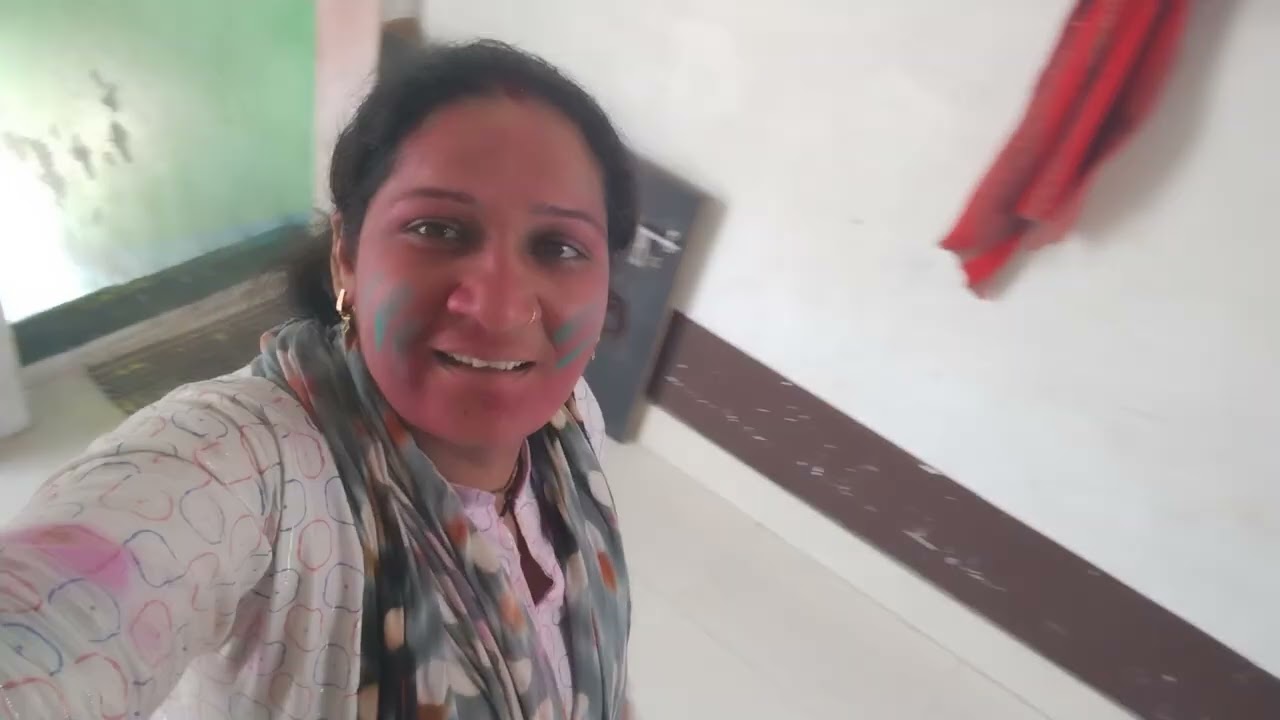 हैप्पी होली हमारी तरफ से सभी को 
