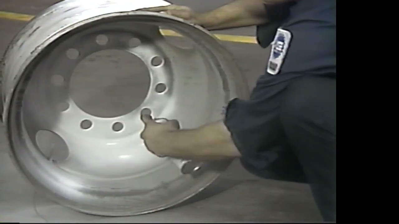 Accuride Corporation   Servicing and Maintaining Disc Wheels