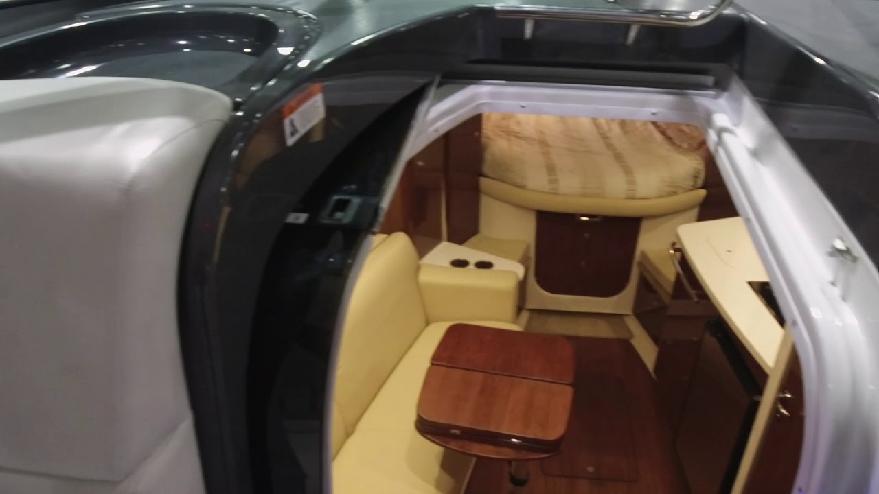 Bateau Cruiser Four Winns Vista 355 Coupe | Mathias Marine