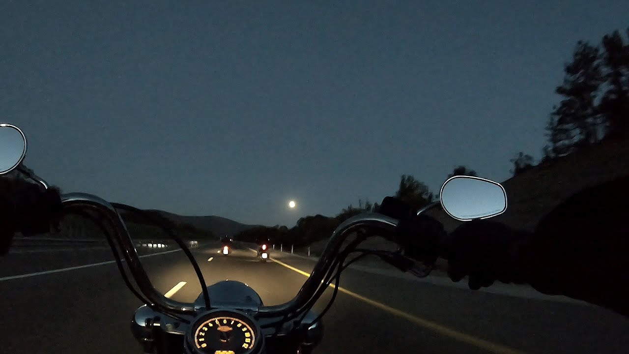 Riding a motorcycle Harley Davidson Heritage 103 FLSTC #6 ||  Night riding (No music)