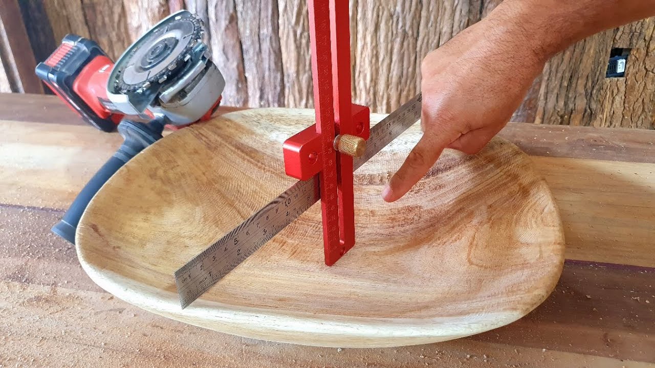 Não é Tão Difícil Fazer Uma Gamela de Madeira/Wooden trough