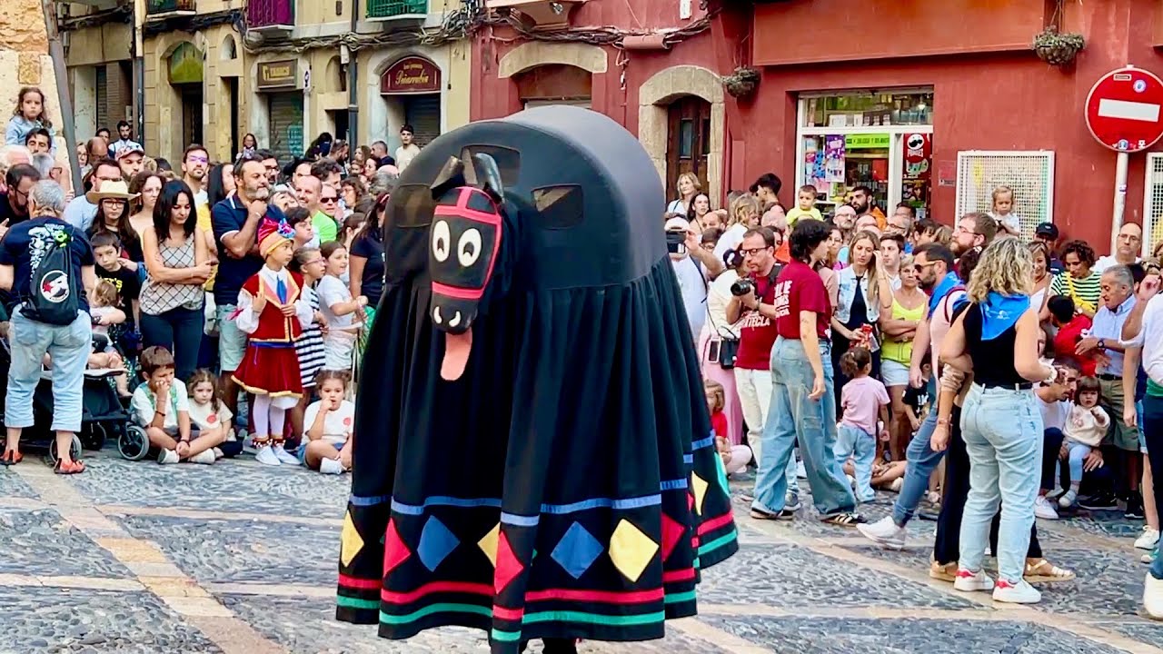 La MULASSA de Sant Feliu de Pallerols - 40a Mostra de Folklore Viu (Santa Tecla 2024 Tarragona)