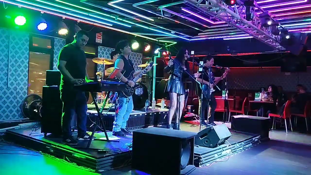 Lia With Irreversible Band (cover) #singer #guitarcover #music #rock #musica 
