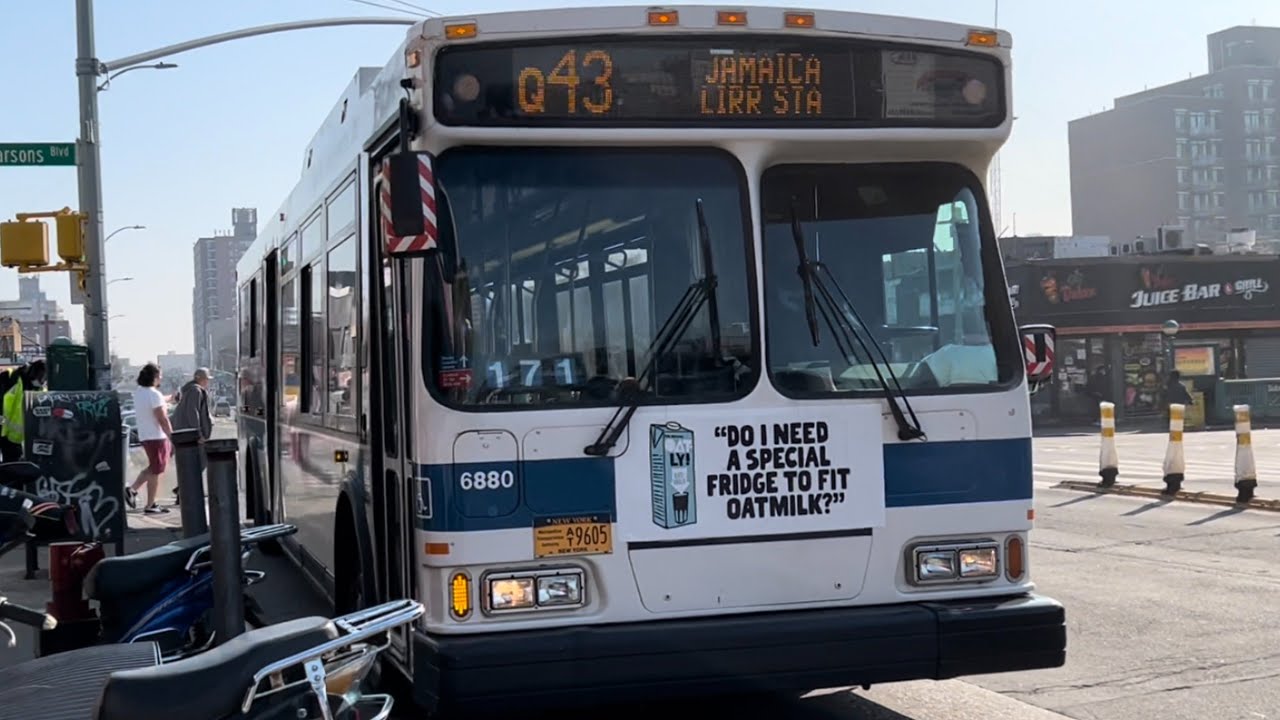 MTA: 2011 NovaBus LFS [8072], 2007 Orion 07.501 Gen-2+ OG Hybrid [6880] Q43 buses