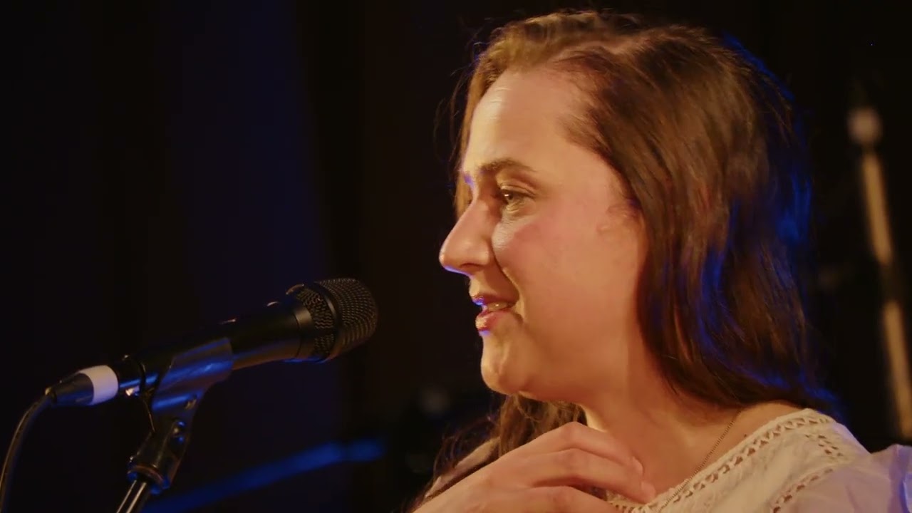 Like An Old Fashioned Waltz (Sandy Denny) - Josienne Clarke at The Live Room, Saltaire